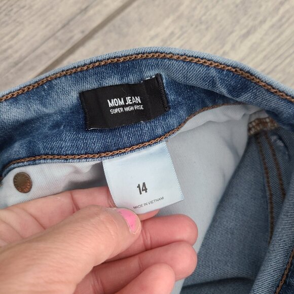 Express Super High Rise Mom Jeans Size 14 - Picture 11 of 14